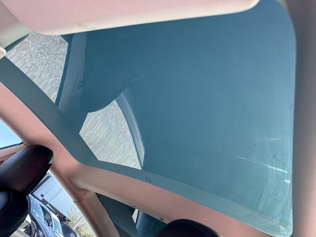 Used 2022 Tesla Model 3 Long Range image 39