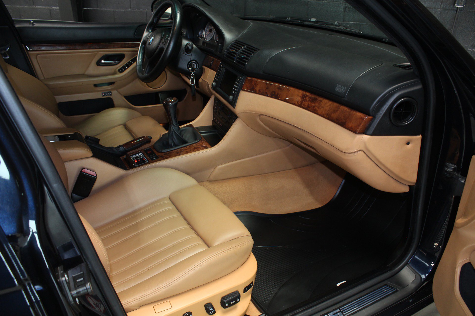 Used 2002 BMW M5 RWD image 55