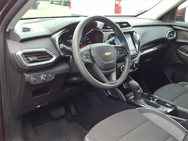 Certified 2023 Chevrolet TrailBlazer LT w/ Convenience Package image 9