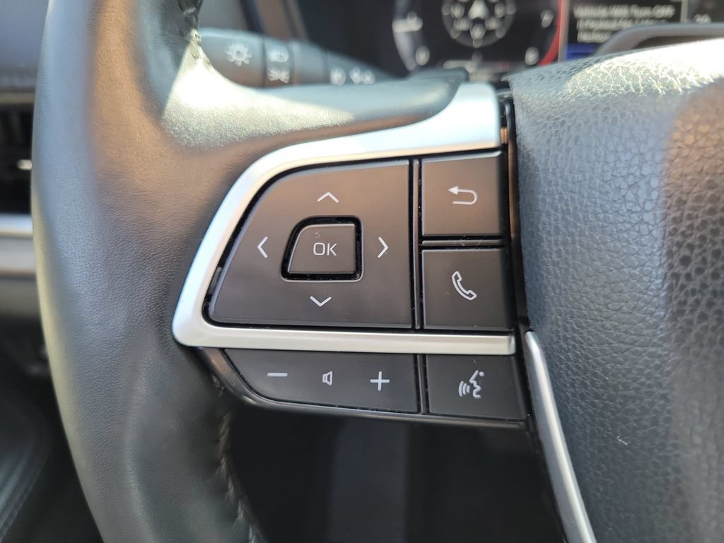 Used 2024 Toyota Grand Highlander AWD image 5