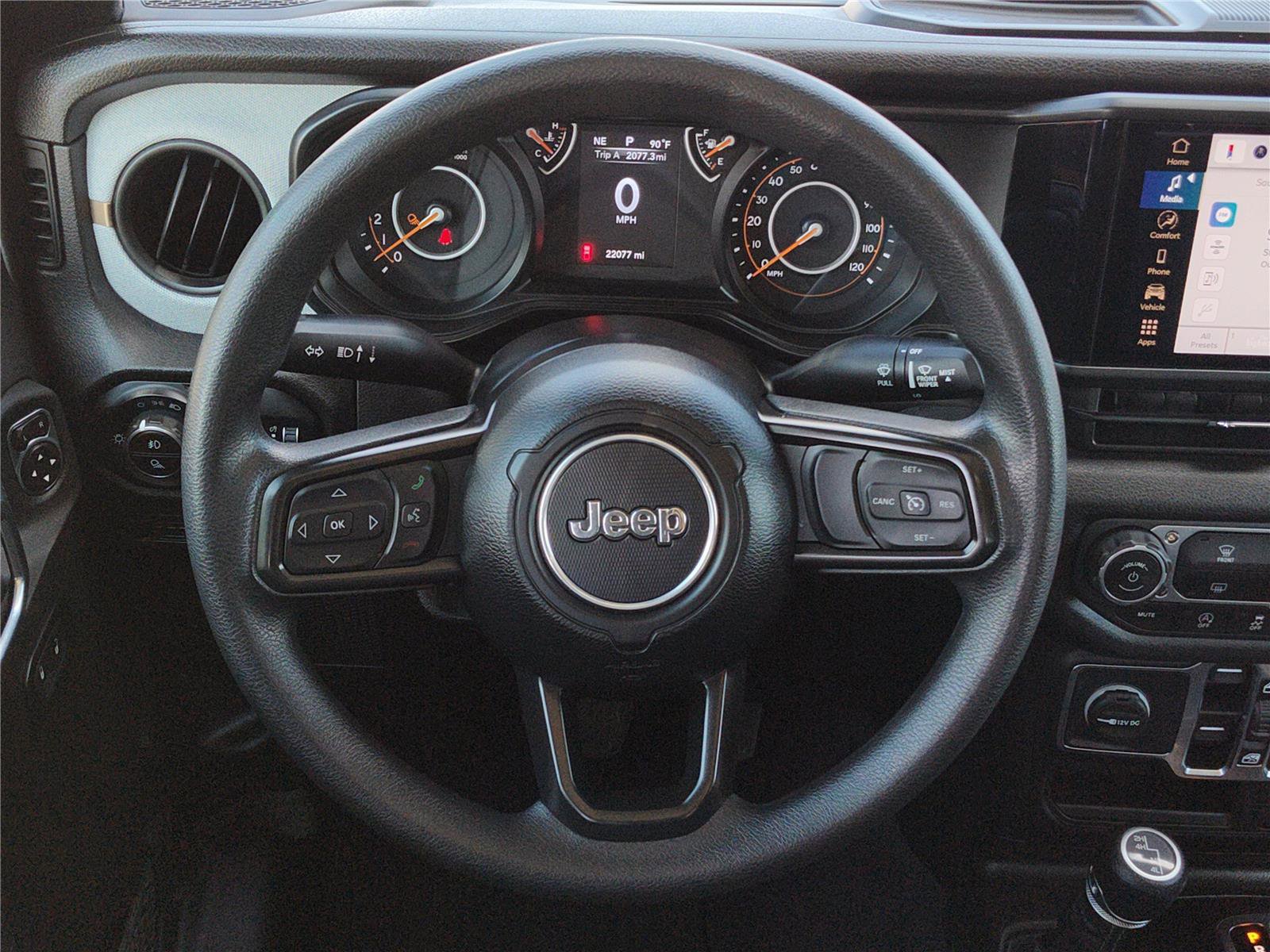 Used 2025 Jeep Gladiator Sport image 16