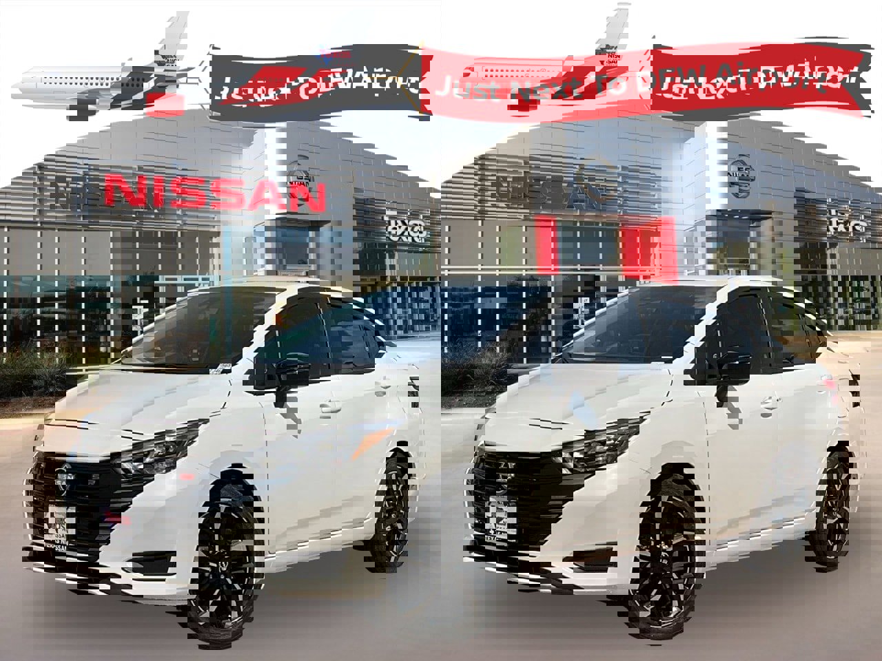 New 2025 Nissan Versa SR w/ Trunk Package