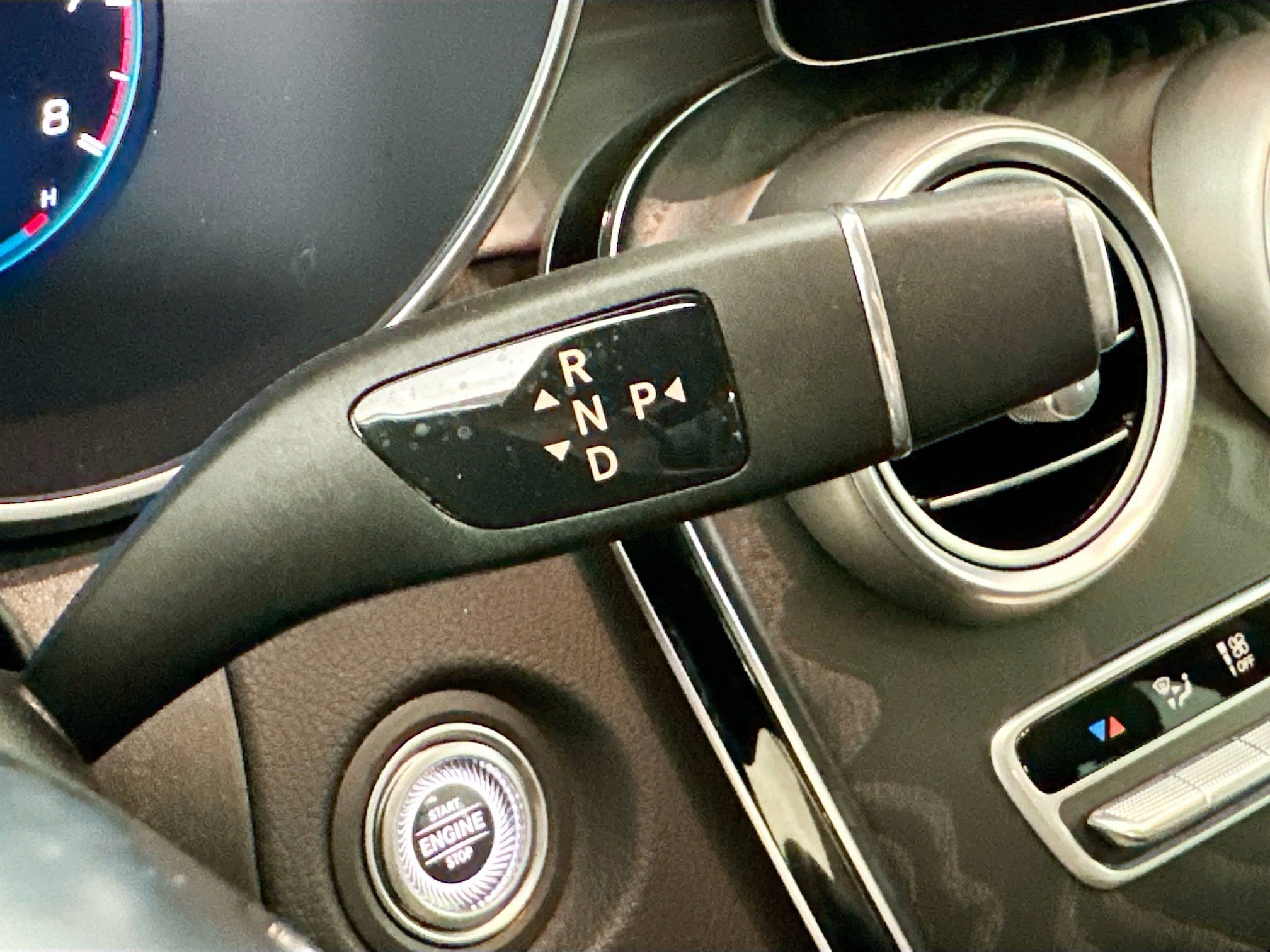 Certified 2021 Mercedes-Benz GLC 43 AMG 4MATIC image 21