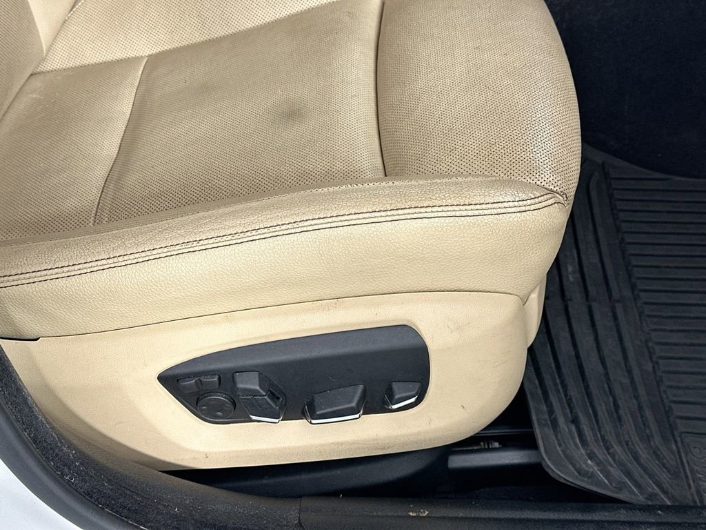 Used 2016 BMW 535i Sedan RWD image 23
