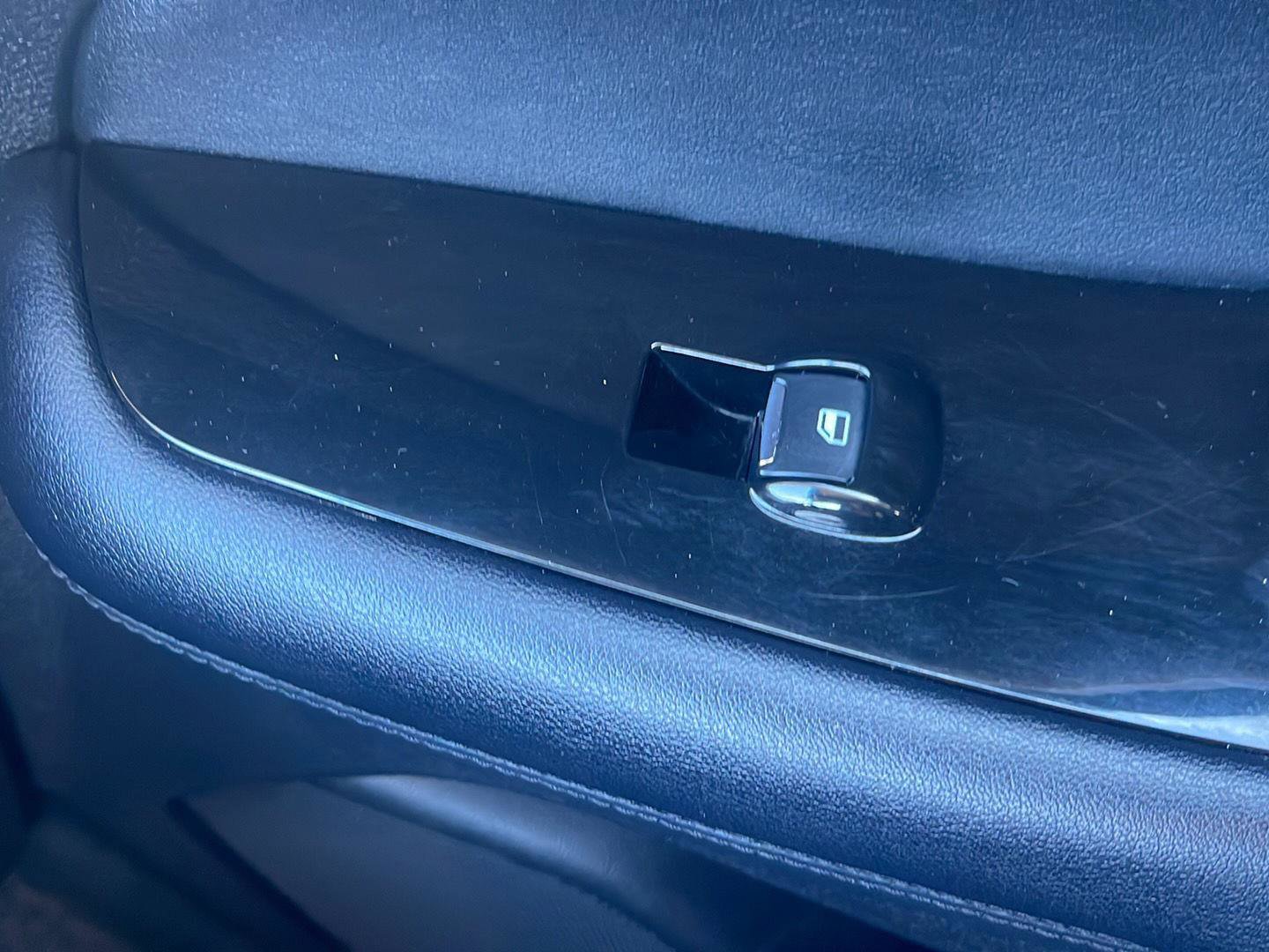 Used 2018 Ford Edge SEL w/ Equipment Group 201A image 33