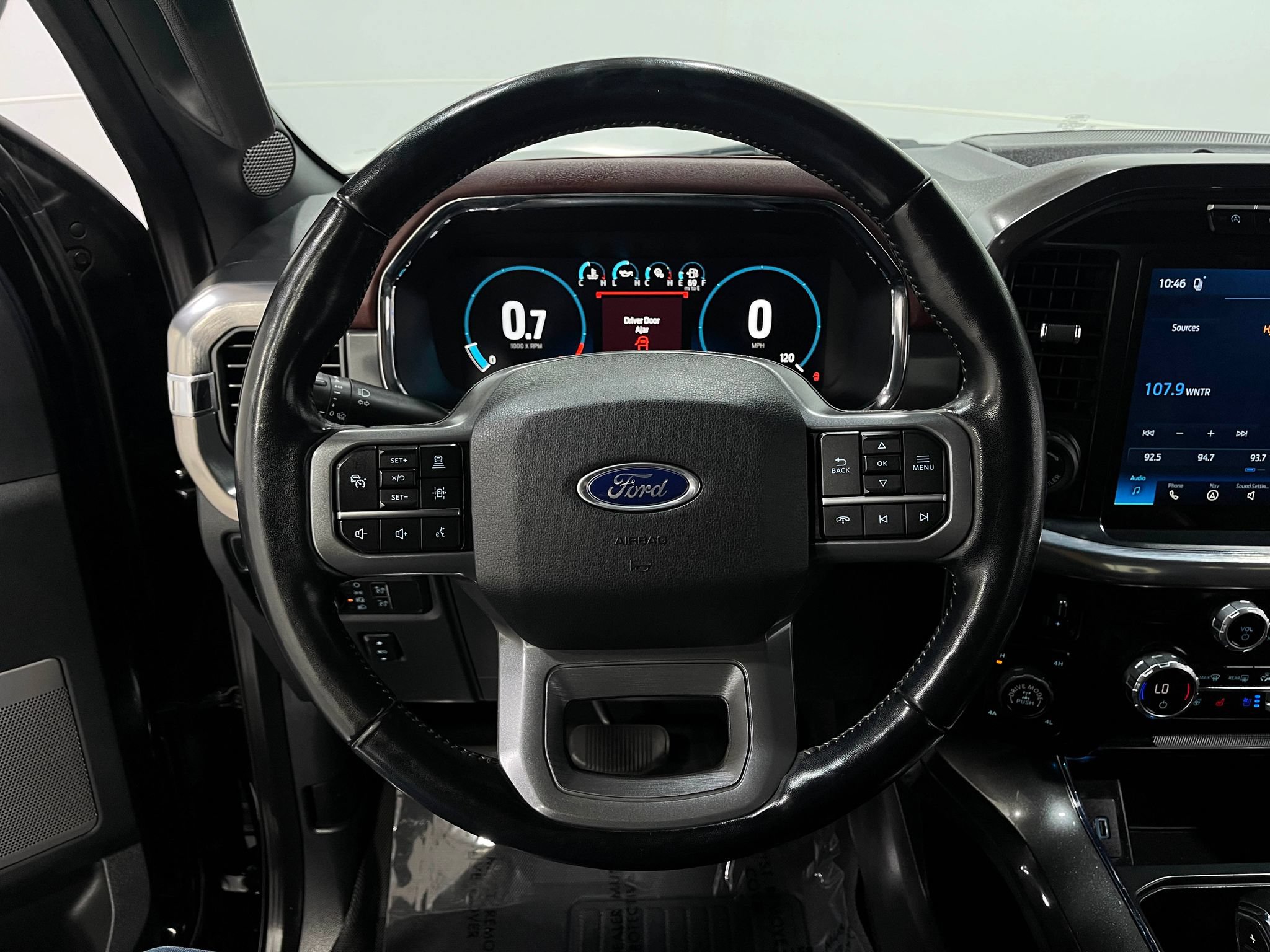 Used 2021 Ford F150 Lariat w/ Equipment Group 502A High AWD/4WD image 21