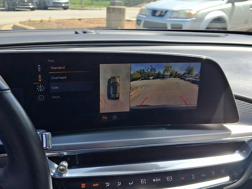 Used 2024 Cadillac Lyriq Luxury AWD/4WD image 19