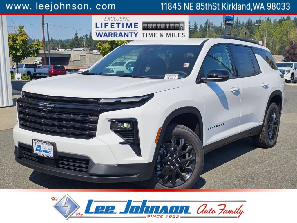 New 2026 Chevrolet Traverse LT w/ Midnight/Sport Edition