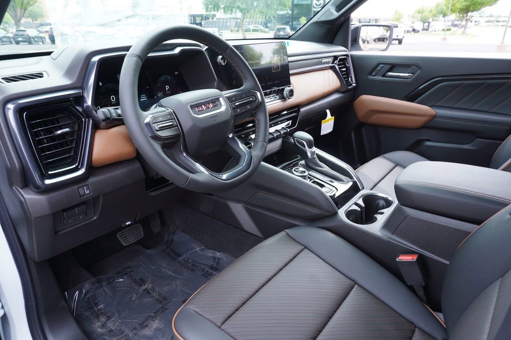 New 2026 GMC Canyon AT4 w/ AT4 Premium Package AWD/4WD image 17