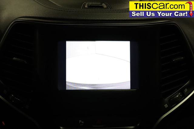 Used 2019 Jeep Cherokee Latitude Plus image 22