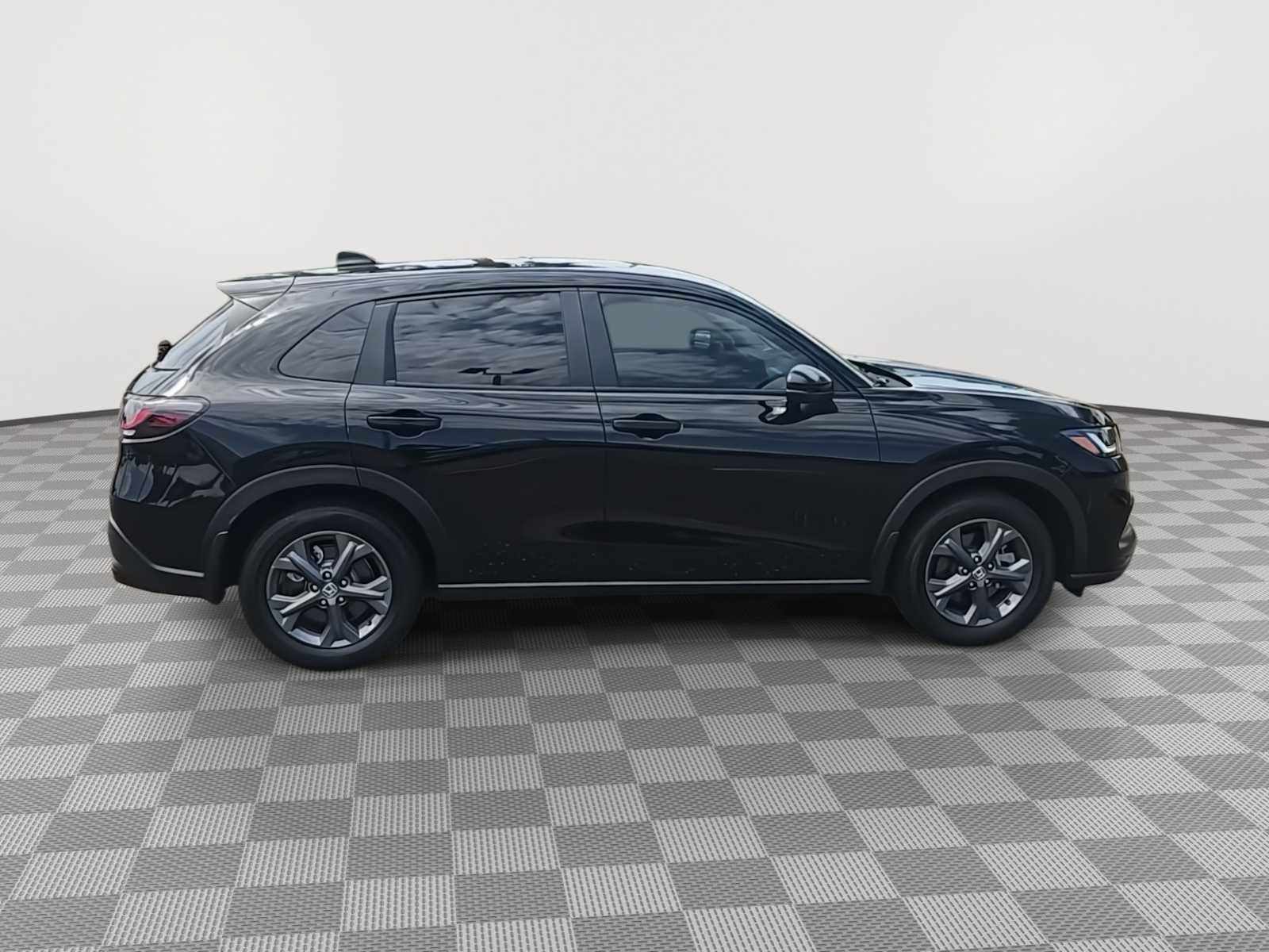 Certified 2026 Honda HR-V LX image 9