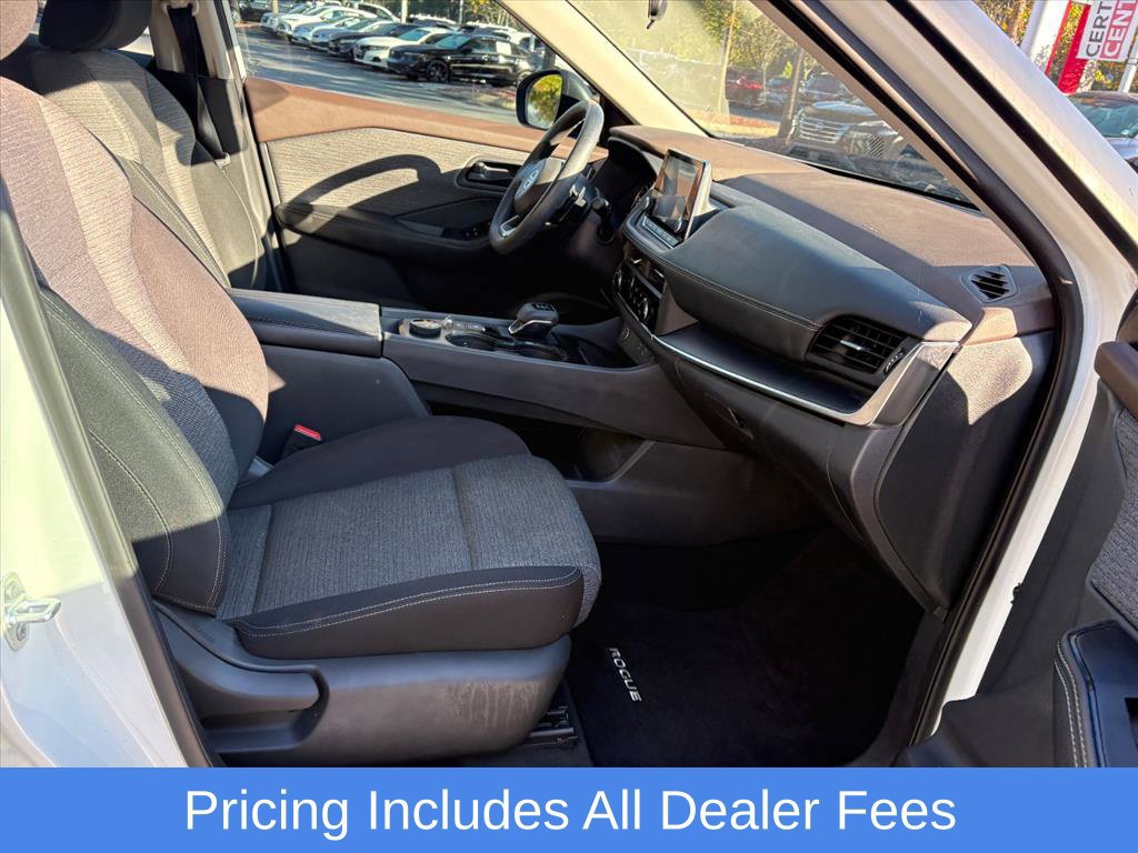 Used 2021 Nissan Rogue S AWD/4WD image 19
