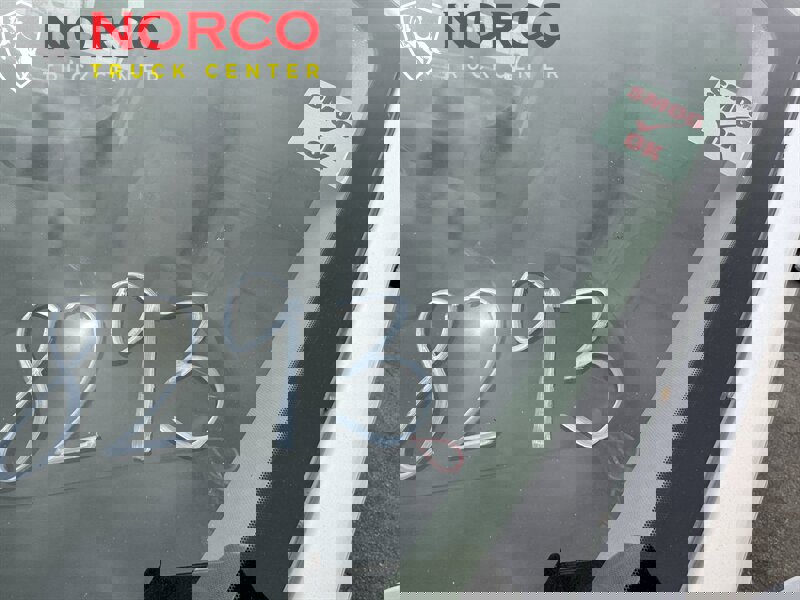 Used 2016 Ford Transit Connect XL image 32