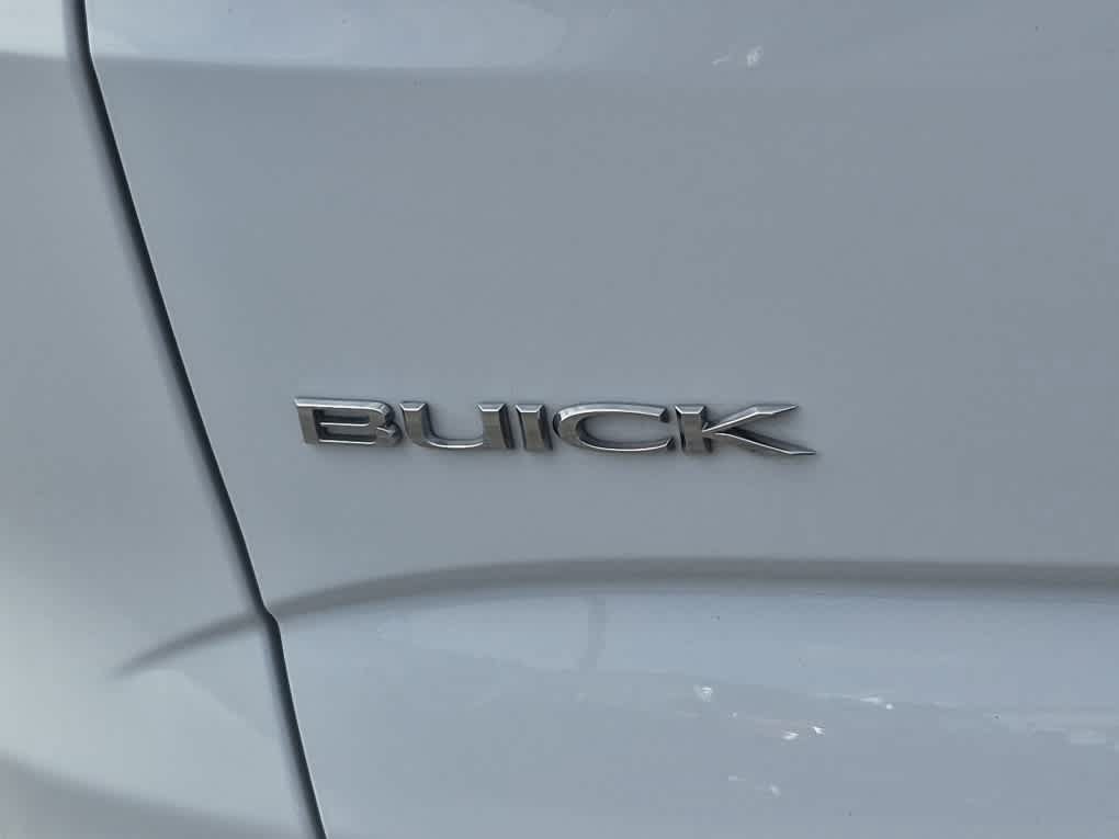 Used 2018 Buick Enclave Essence FWD image 25