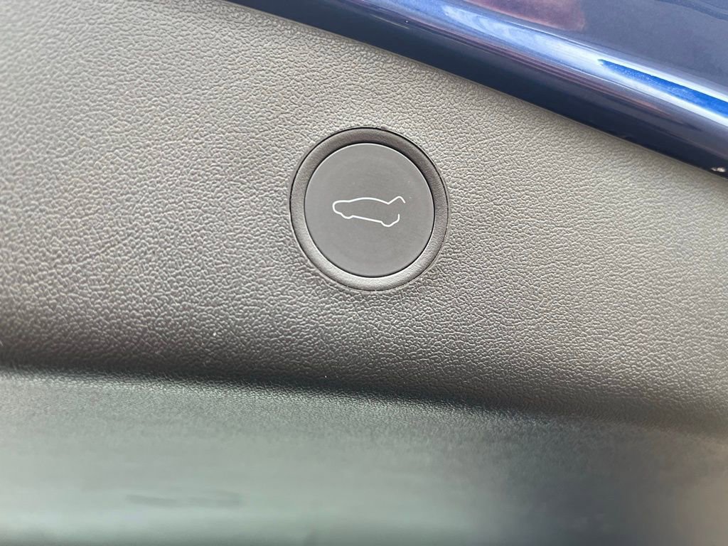 Used 2021 Tesla Model 3 Long Range image 16