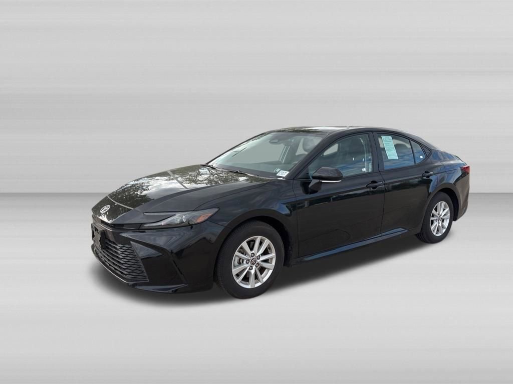 Used 2026 Toyota Camry LE FWD image 7