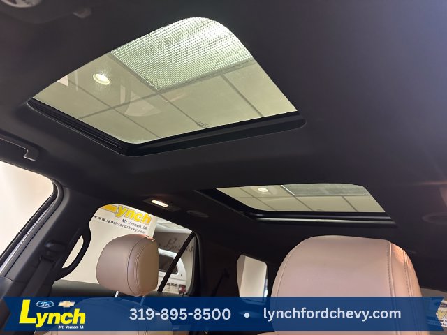 Certified 2017 Ford Explorer Limited AWD/4WD image 5