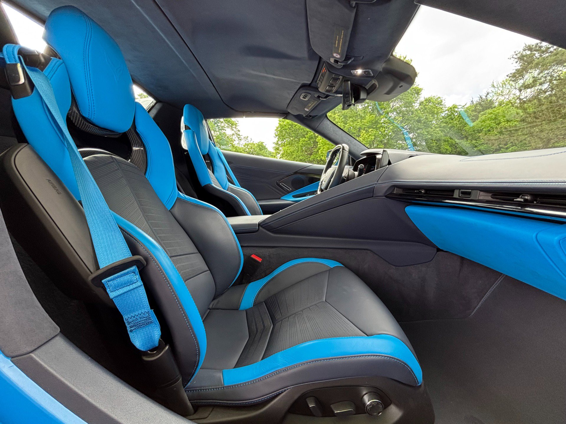 Used 2025 Chevrolet Corvette Z06 RWD image 13