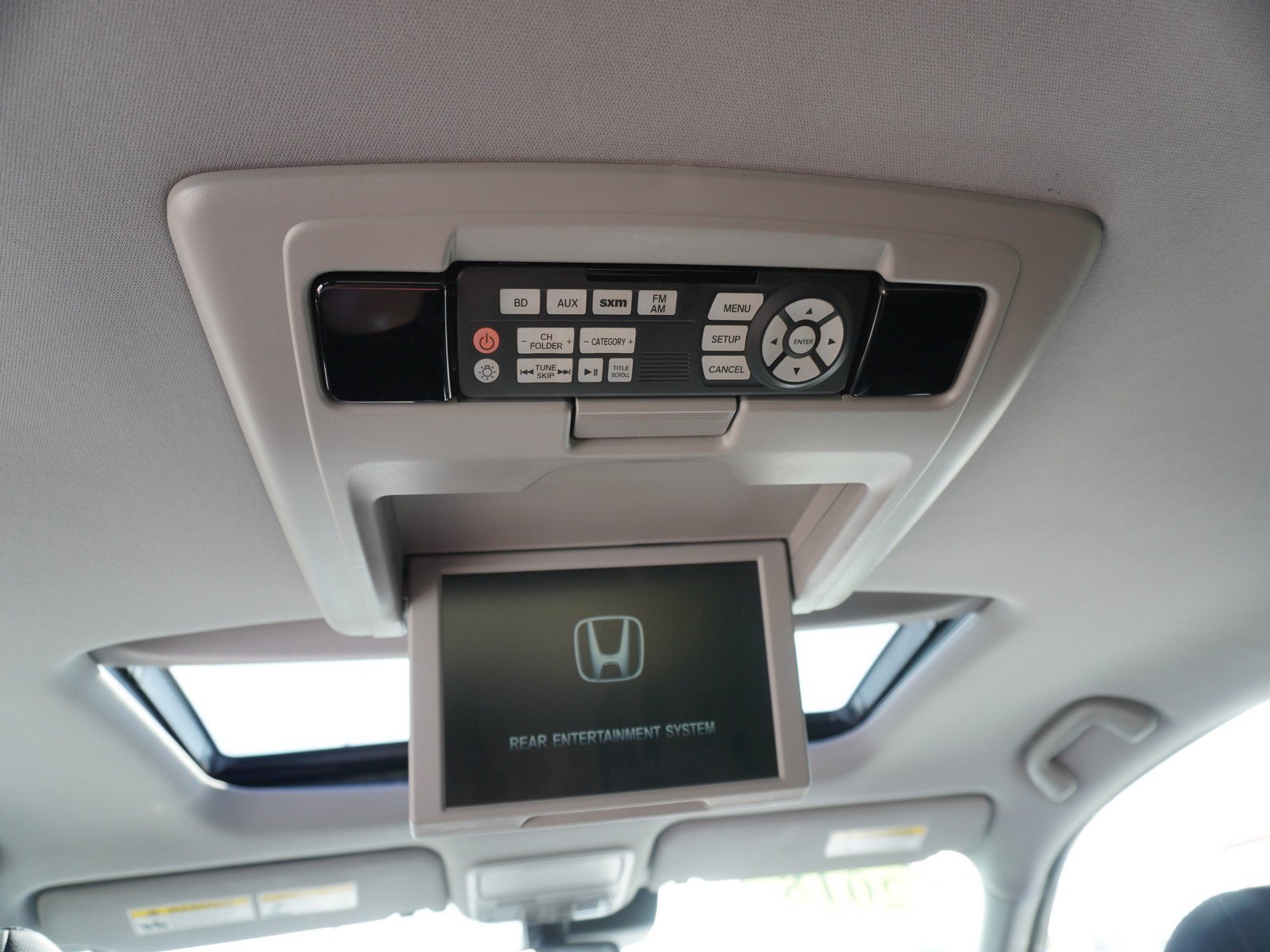 Used 2018 Honda Pilot Touring image 15