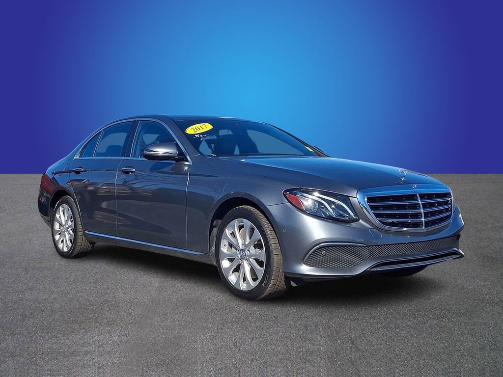 Used 2017 Mercedes-Benz E 300 4MATIC image 3