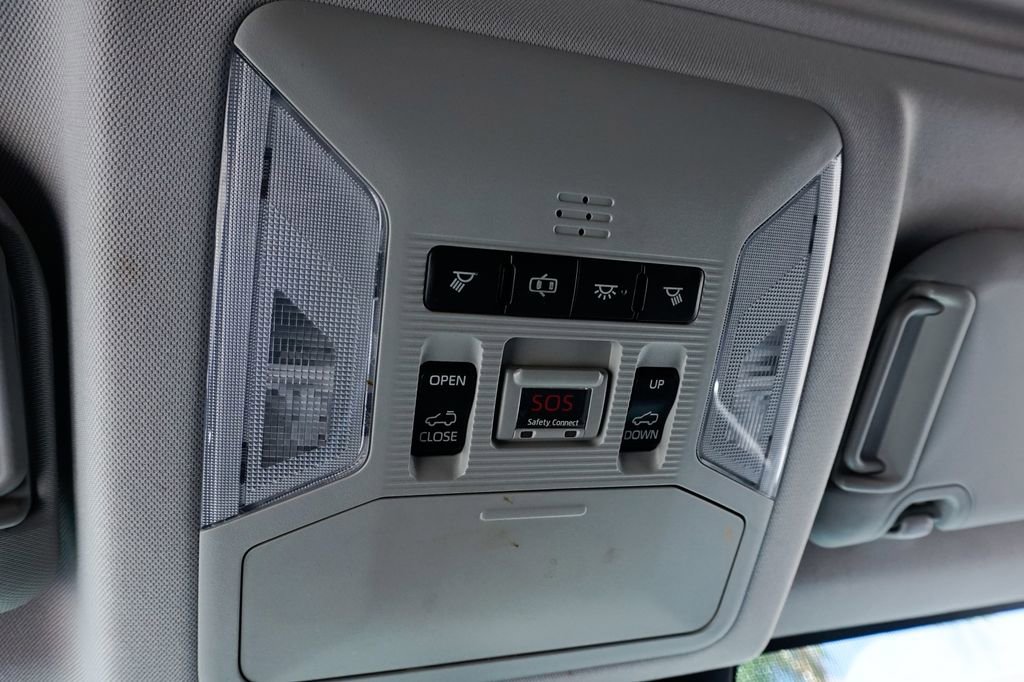 Used 2019 Toyota RAV4 XLE w/ Convenience Package image 25