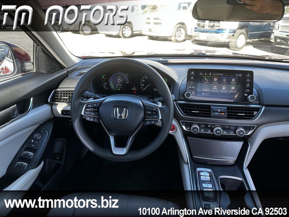 Used 2018 Honda Accord EX image 13
