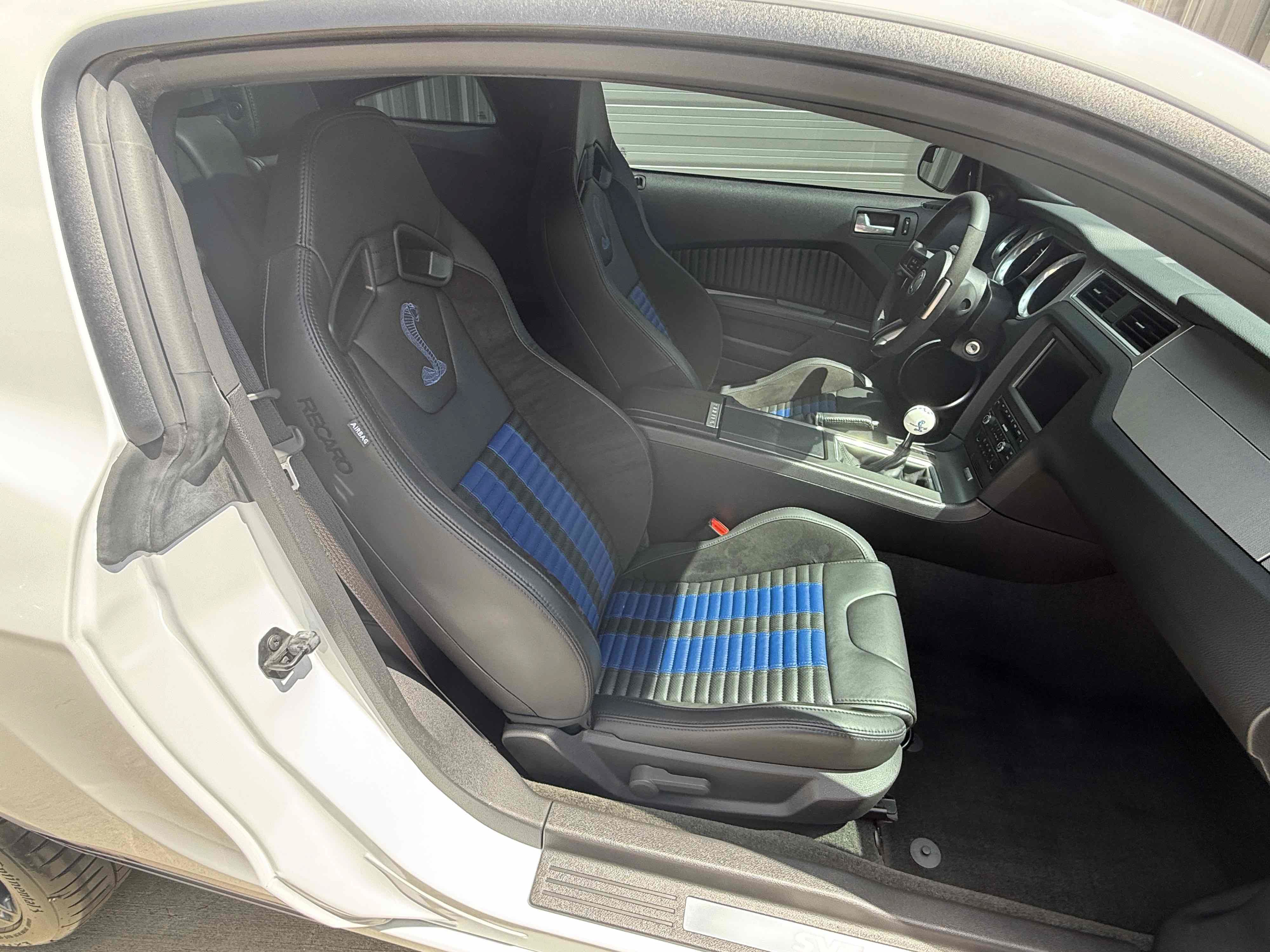 Used 2014 Ford Mustang Shelby GT500 w/ Equipment Group 821A RWD image 7