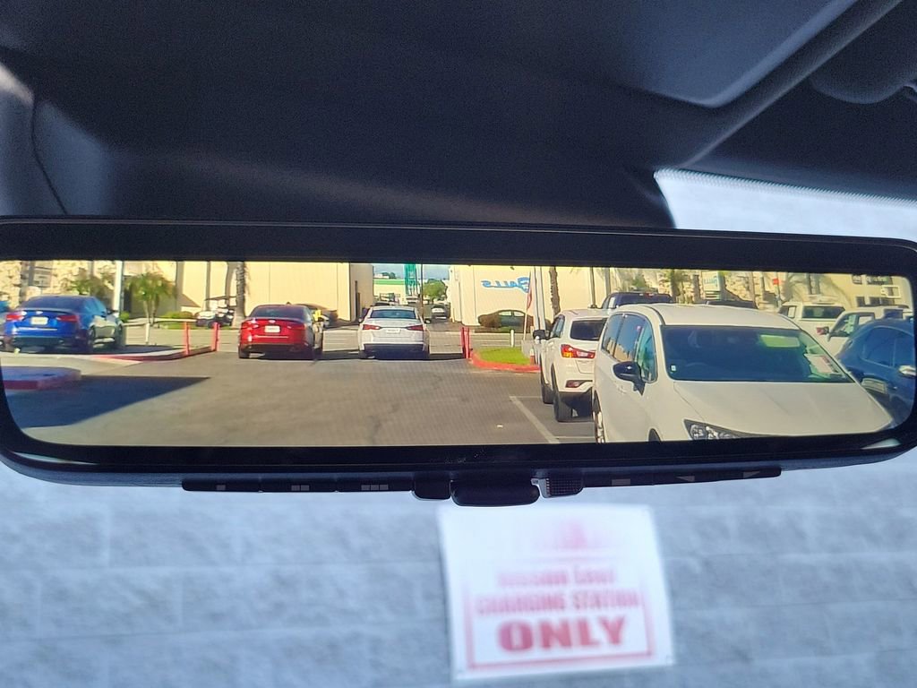 Used 2024 Lexus GX 550 w/ Accessory Package (31) image 10