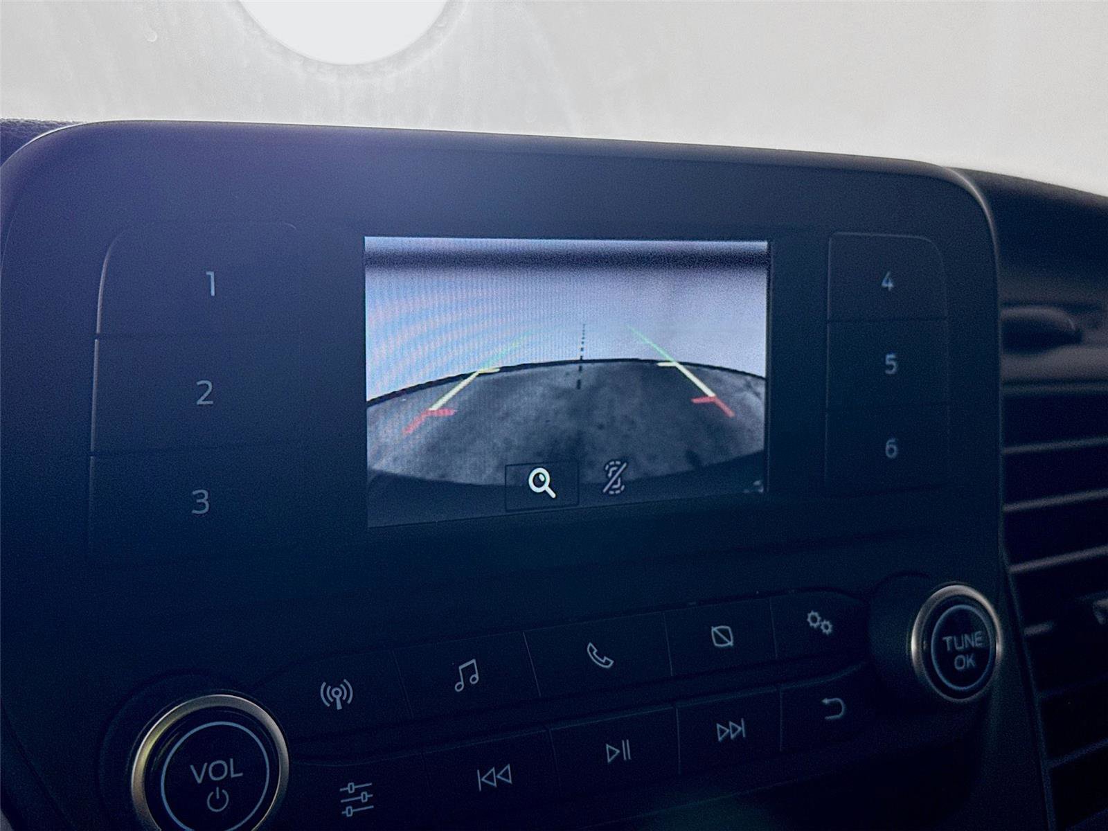 Used 2020 Ford Transit 350 XL image 7