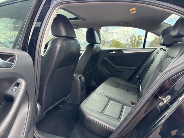 Used 2014 Volkswagen Jetta SE FWD image 14