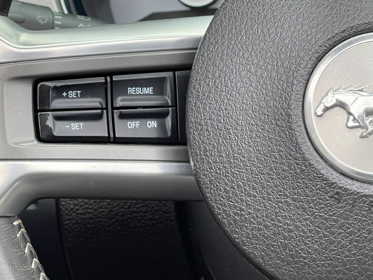 Used 2011 Ford Mustang GT Premium w/ Electronics Pkg RWD image 26