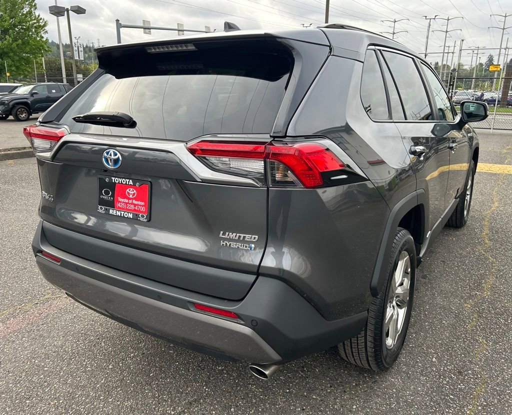 Used 2021 Toyota RAV4 Limited AWD/4WD image 5