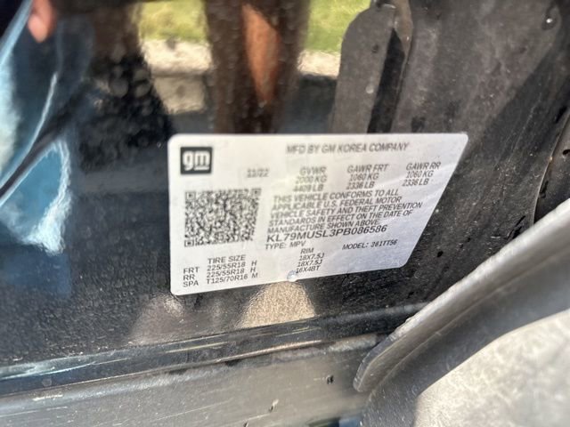 Used 2023 Chevrolet TrailBlazer RS w/ Convenience Package AWD/4WD image 32