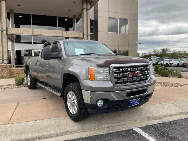 Used 2014 GMC Sierra 3500 SLT w/ SLT Convenience Package AWD/4WD image 9