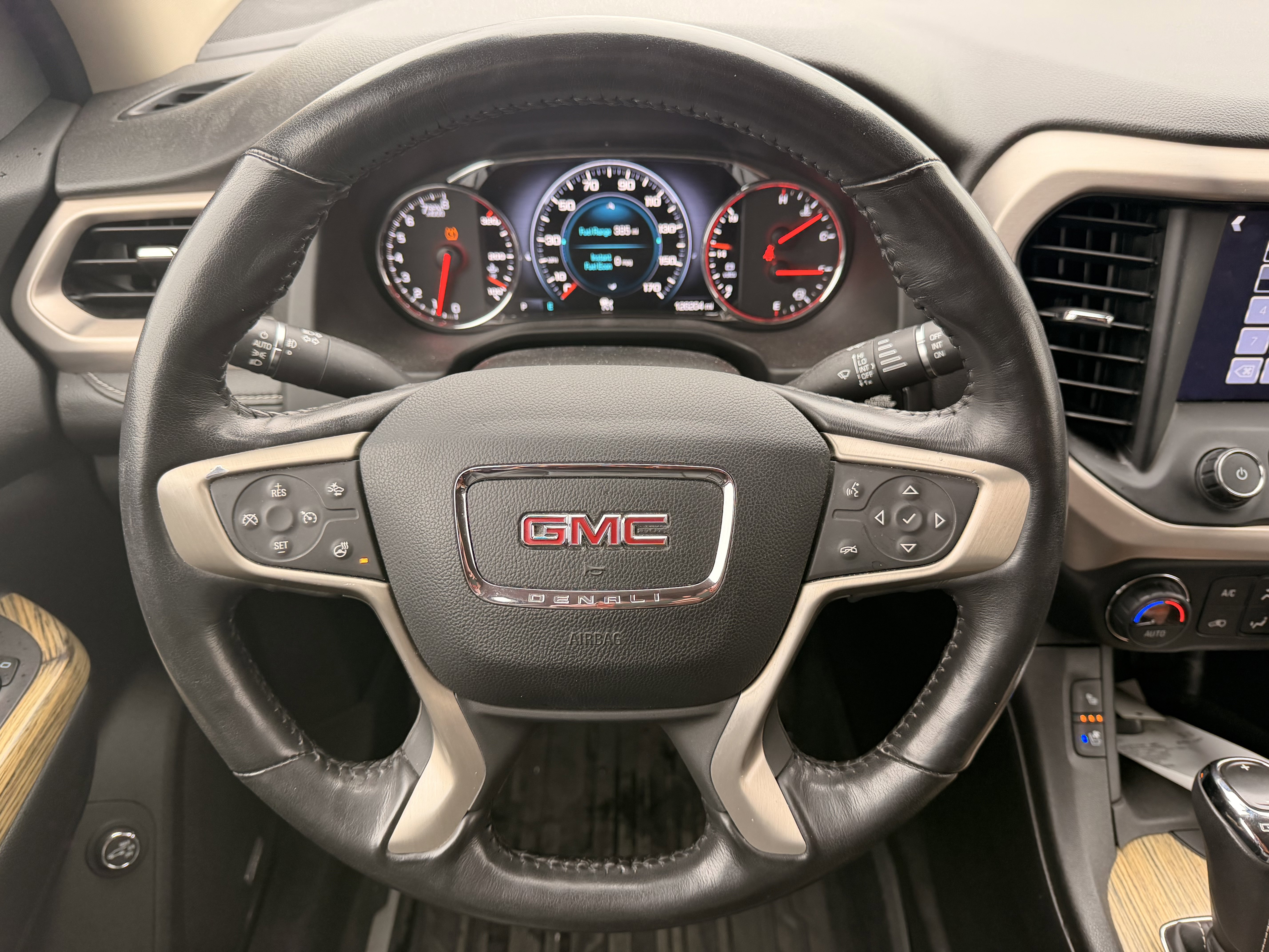 Used 2019 GMC Acadia Denali w/ Technology Package image 18