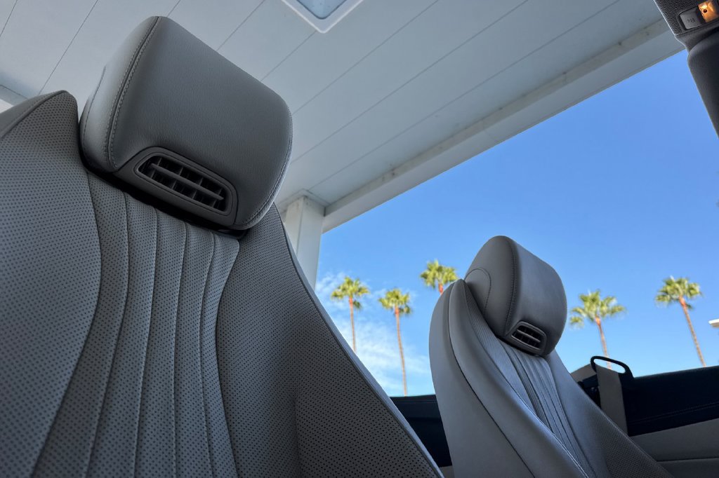 Used 2023 Mercedes-Benz E 450 Cabriolet image 21