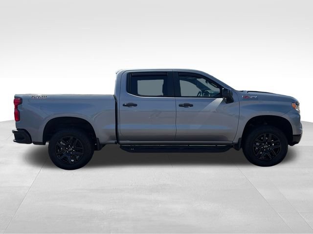 Used 2025 Chevrolet Silverado 1500 LT Trail Boss w/ Convenience Package II AWD/4WD image 9
