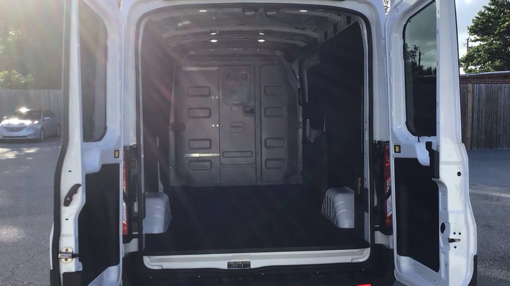 New 2025 Ford E-Transit 148 Medium Roof w/ Load Area Protection Package RWD image 10