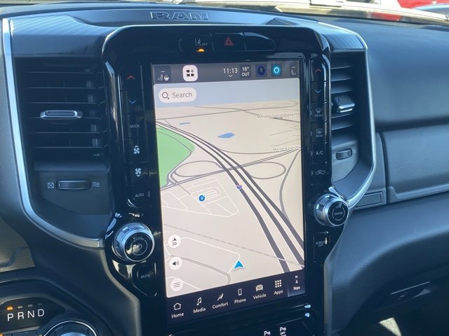 New 2026 RAM 1500 4x4 Crew Cab image 3