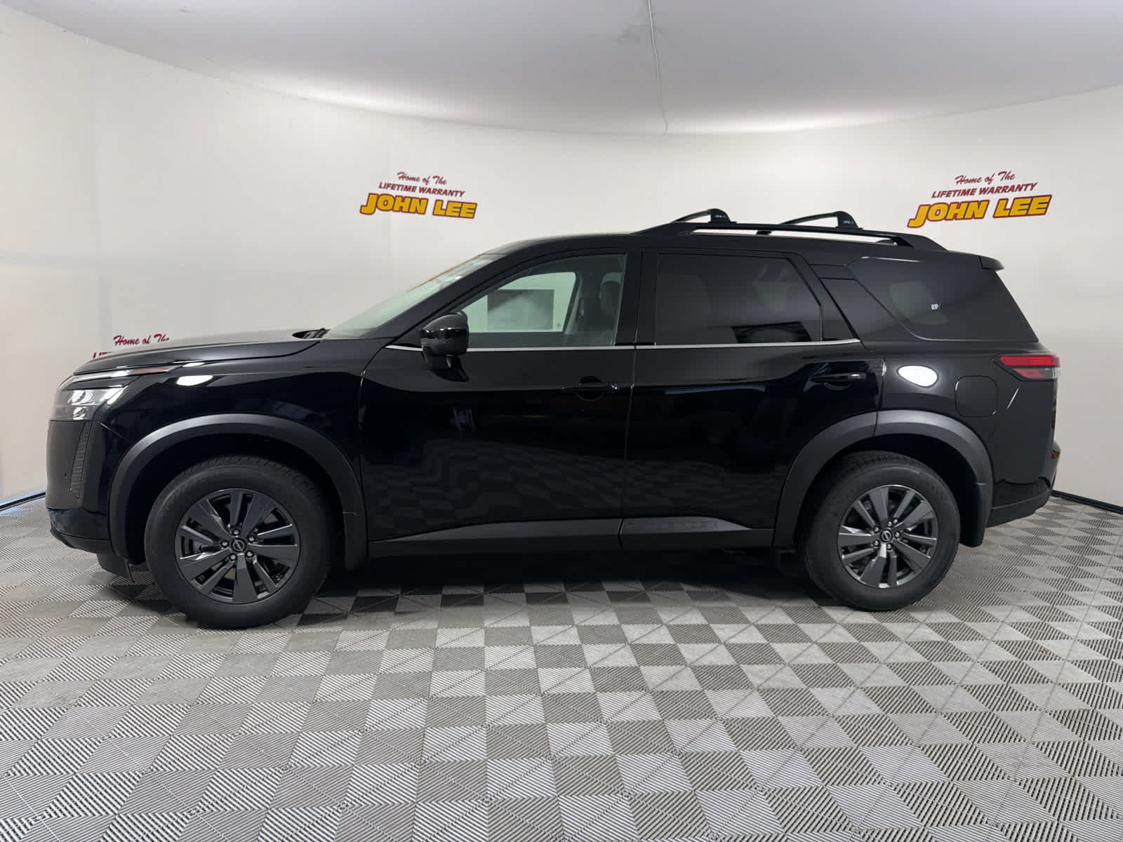 New 2026 Nissan Pathfinder SV FWD image 2