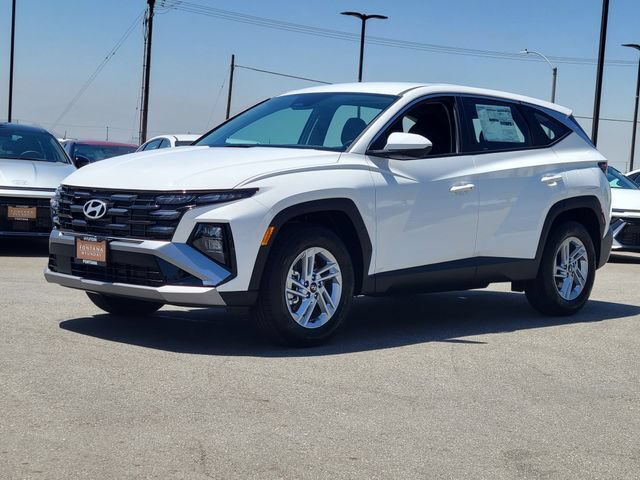 New 2026 Hyundai Tucson SE FWD image 2