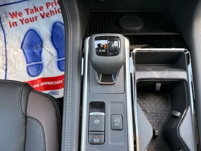 New 2026 Nissan Pathfinder Platinum w/ Cargo Package AWD/4WD image 30