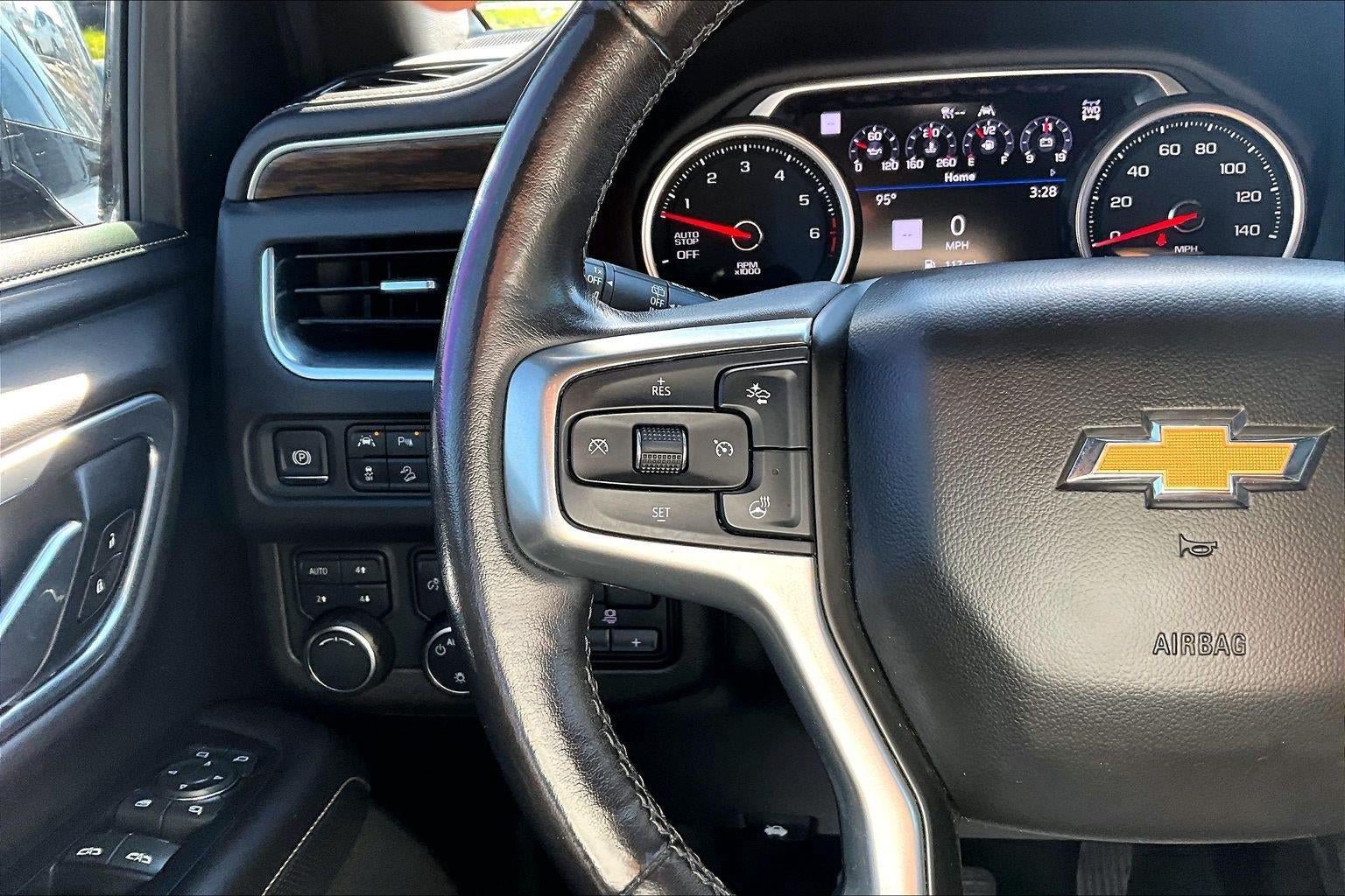 Used 2021 Chevrolet Tahoe Premier w/ Premium Package AWD/4WD image 16