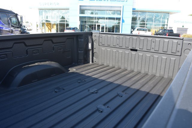 New 2026 Chevrolet Silverado 2500 ZR2 w/ LPO, Dark Essentials Package AWD/4WD image 12