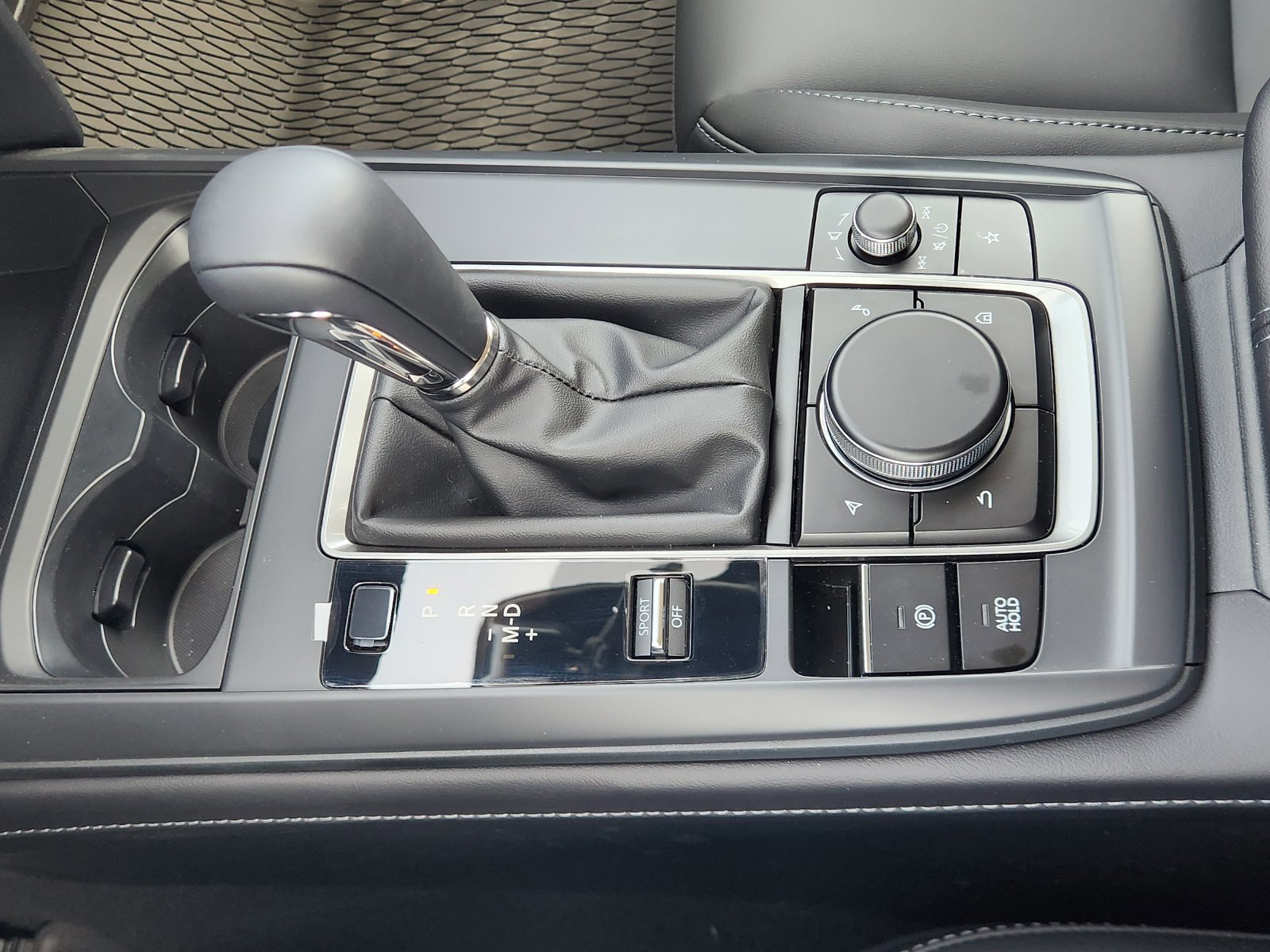 New 2026 MAZDA CX-30 AWD 2.5 S w/ Select Sport Pkg image 21