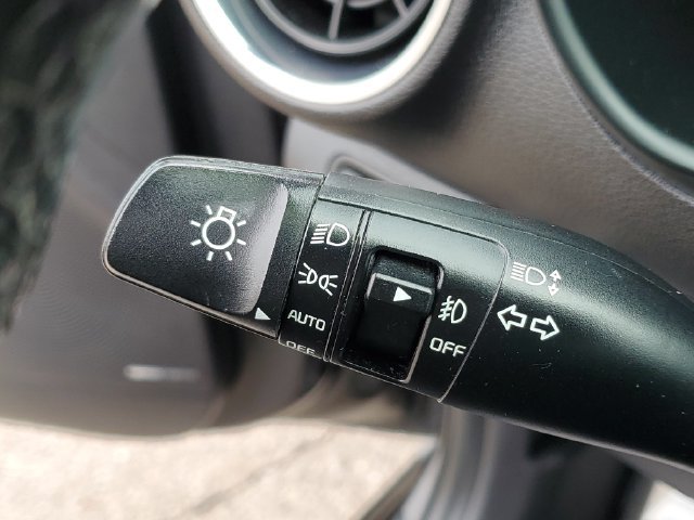 Used 2021 Kia Forte GT-Line w/ GT-Line Premium Package FWD image 12