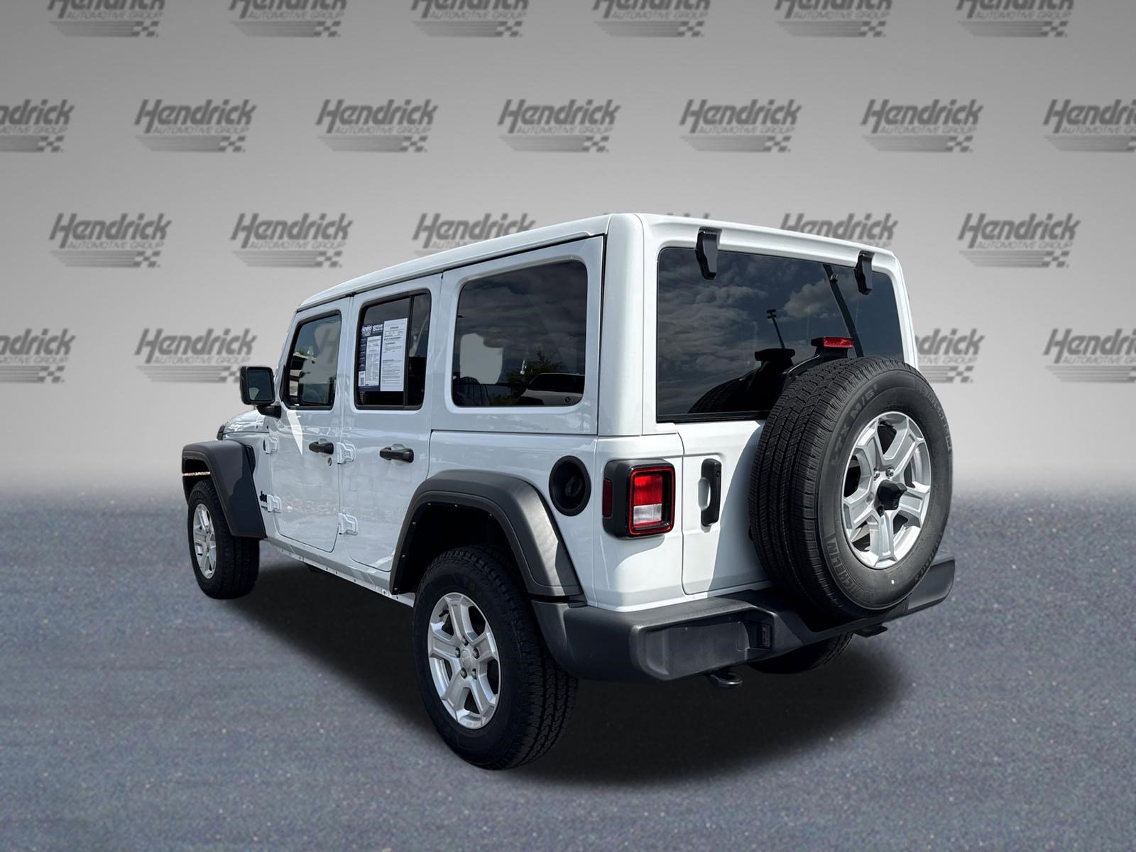 Used 2022 Jeep Wrangler Unlimited Sport w/ Sun And Sound Package image 7
