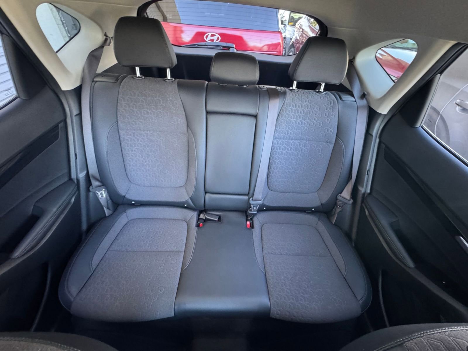 Used 2025 Kia Seltos S image 39