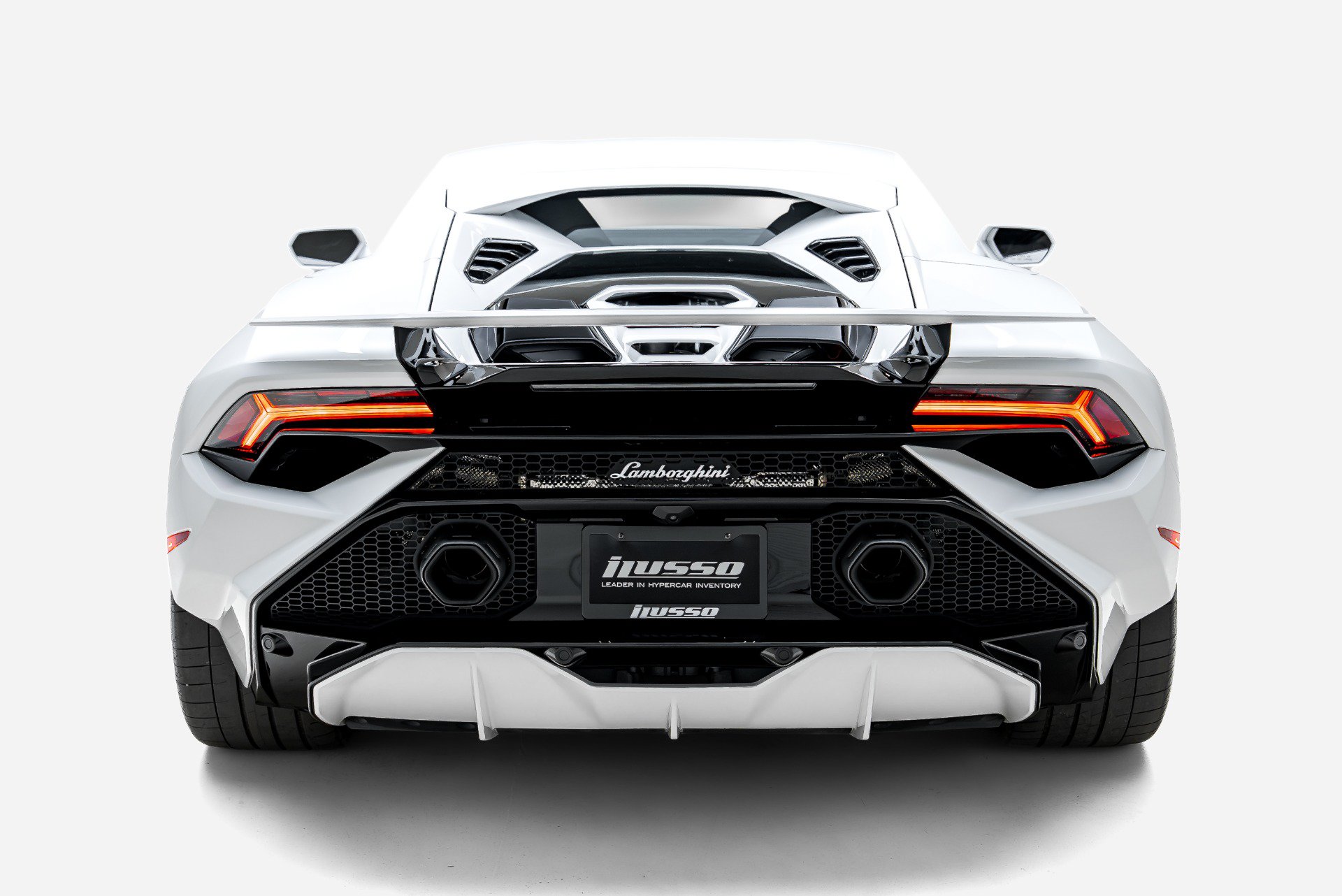 Used 2023 Lamborghini Huracan Tecnica RWD image 12