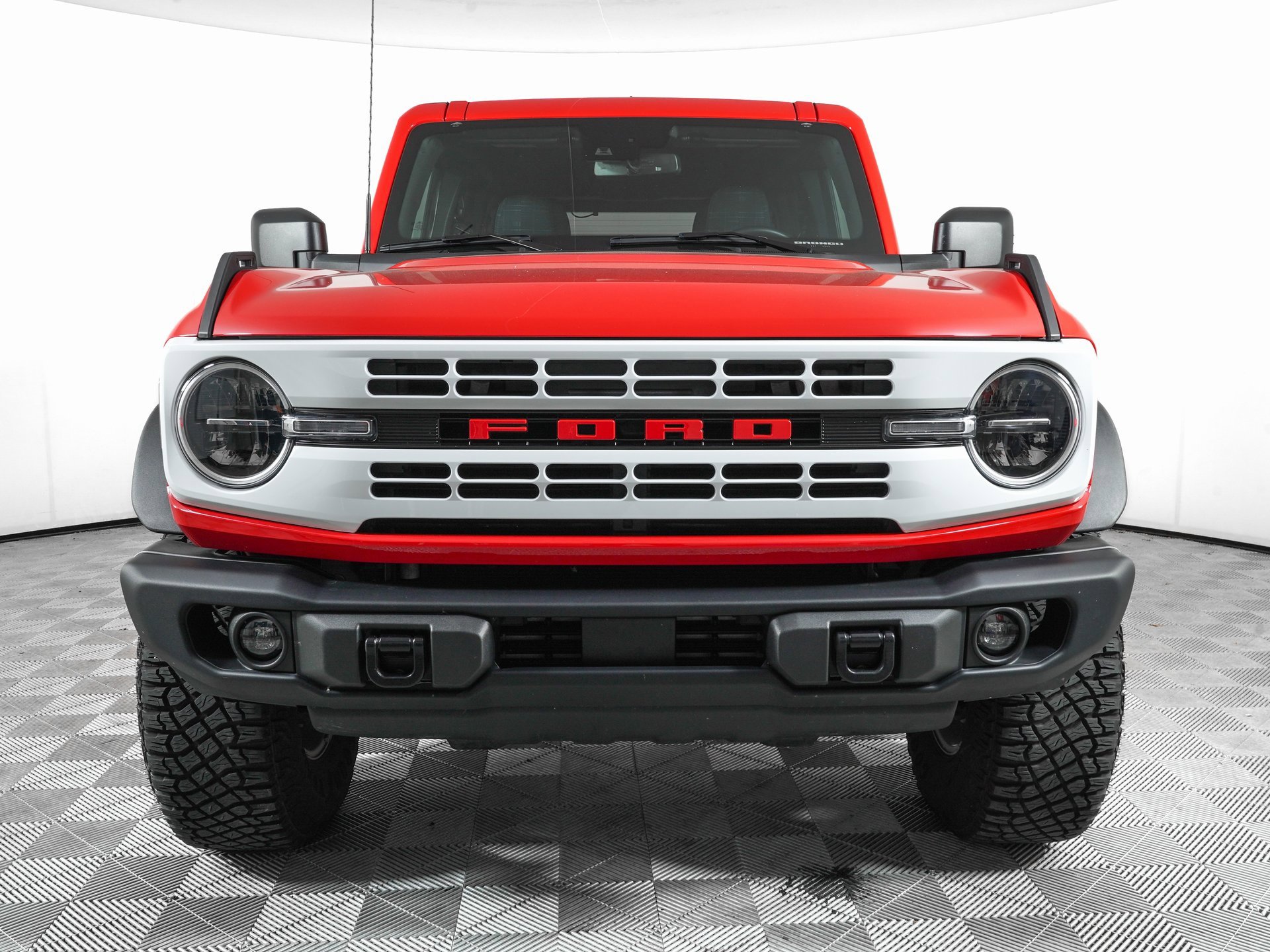 Used 2023 Ford Bronco Heritage Edition image 2
